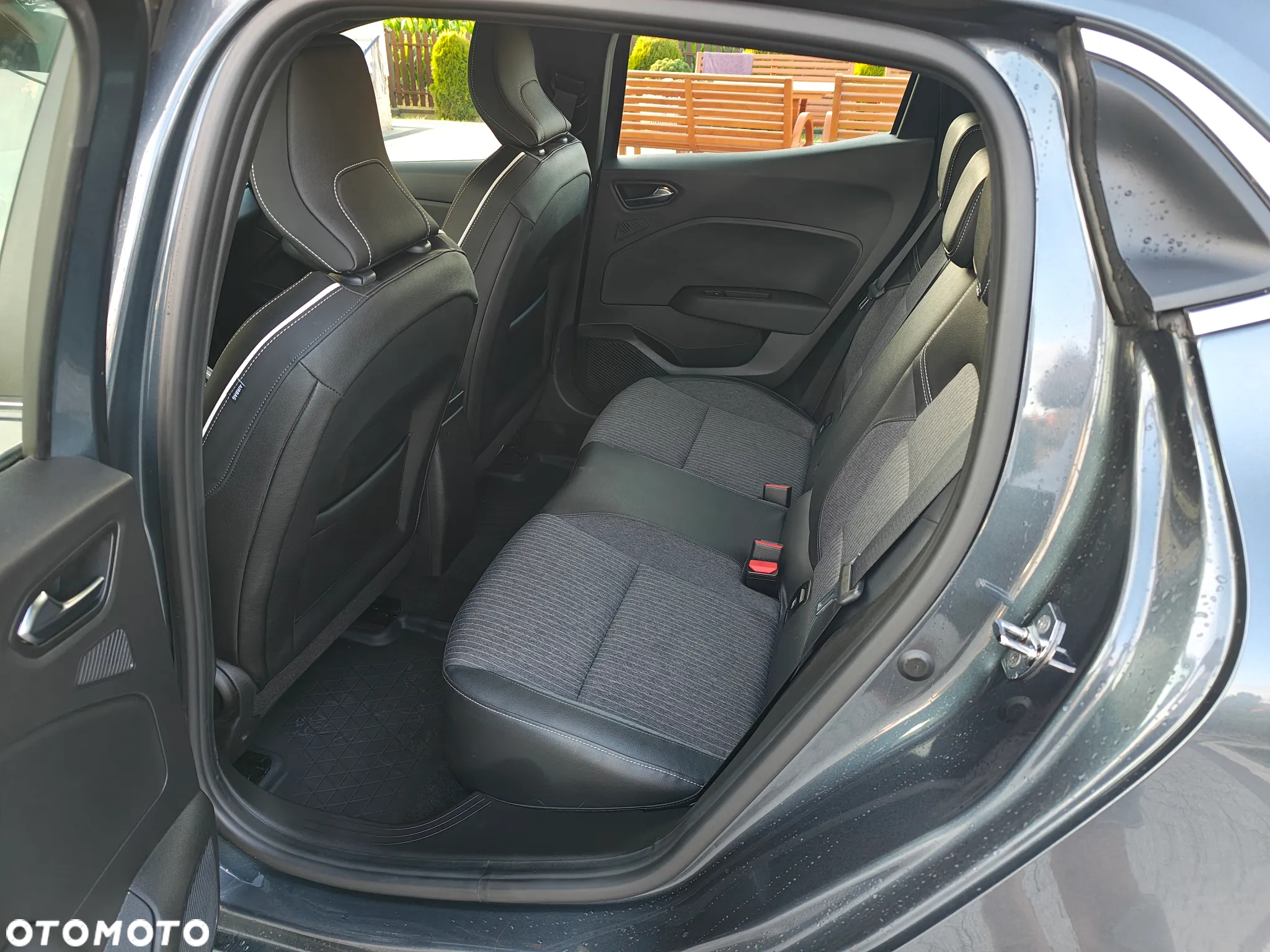 Renault Clio 1.0 TCe Intens - 15