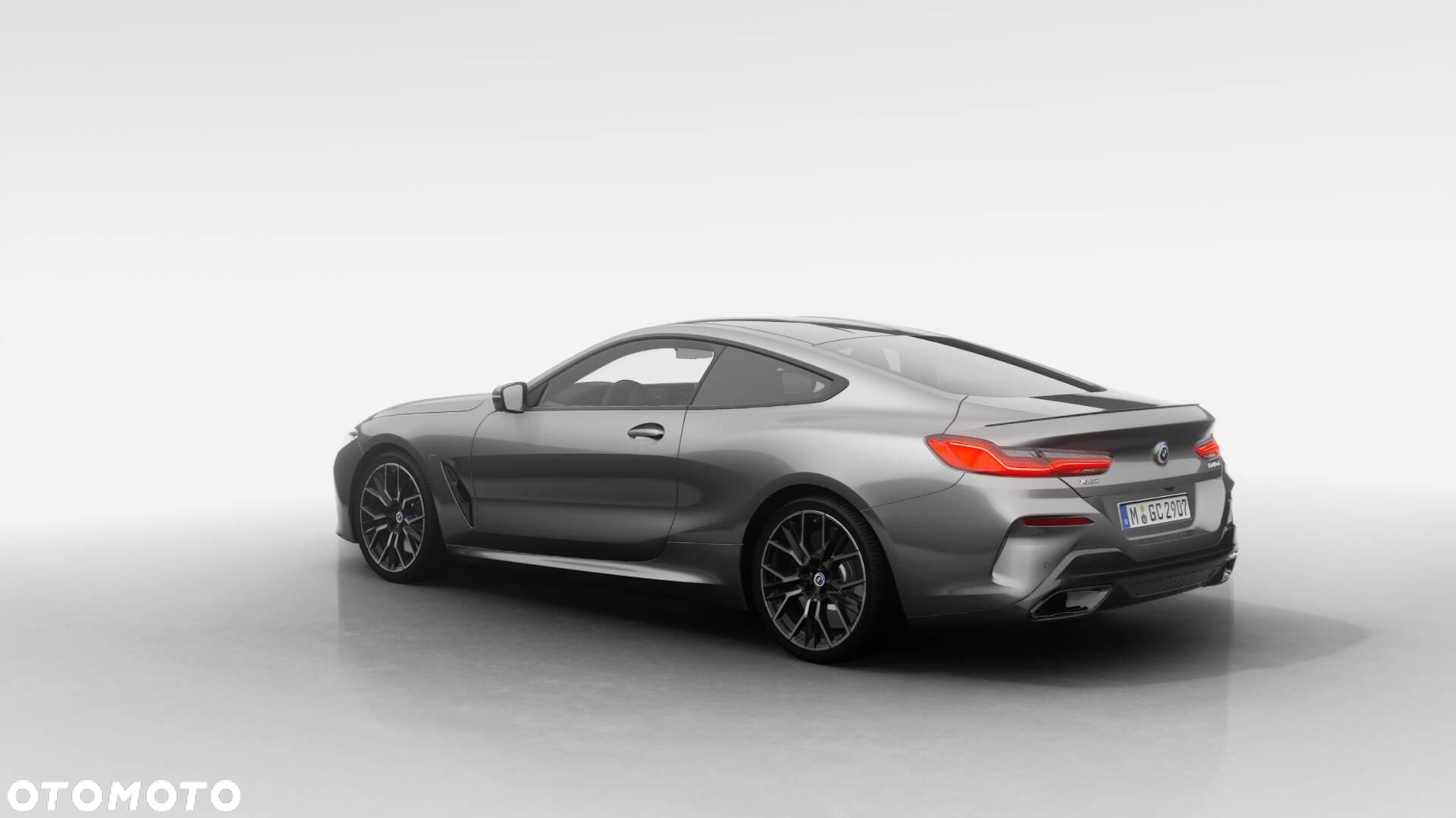 BMW Seria 8 - 2