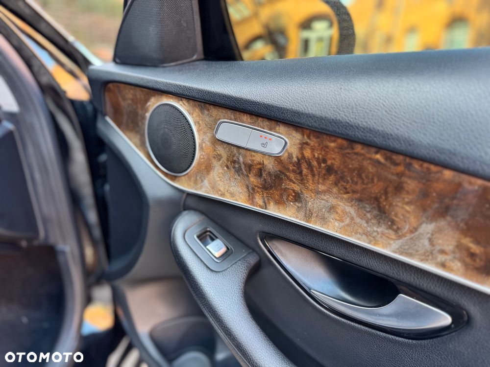 Mercedes-Benz Klasa C 220 (BlueTEC) d 7G-TRONIC - 38