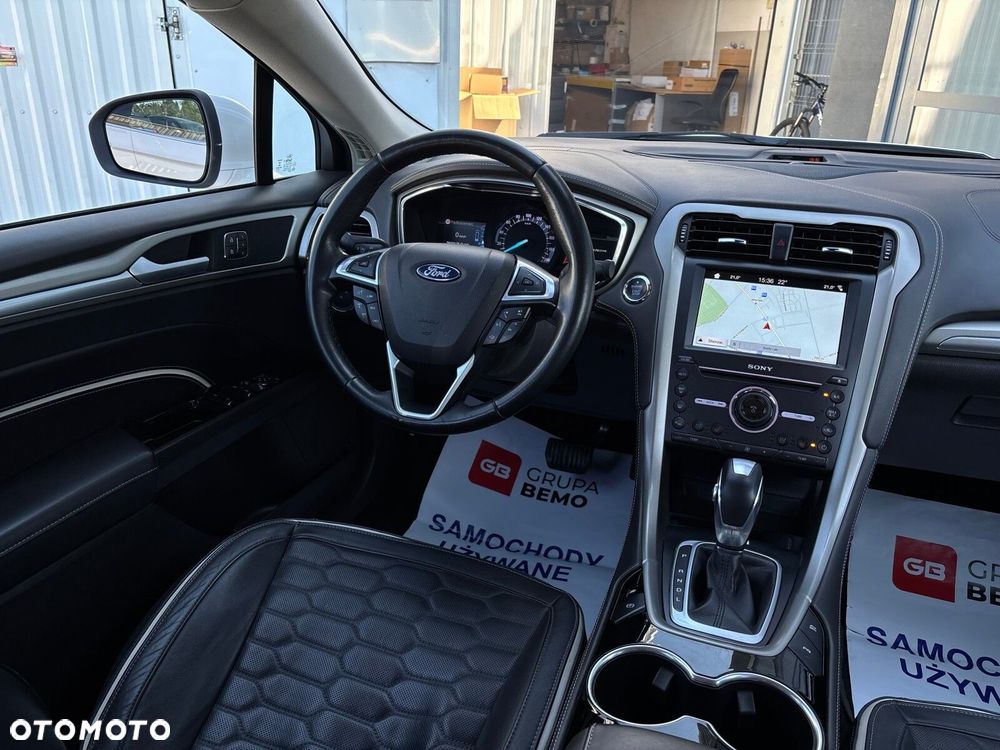 Ford Mondeo 2.0 Hybrid Vignale - 19