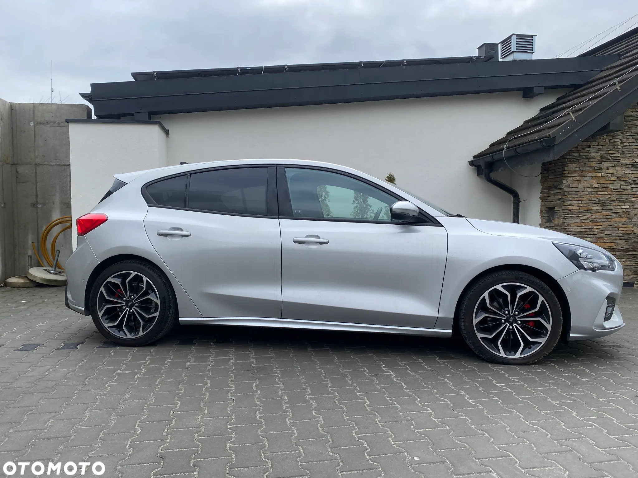 Ford Focus 1.5 EcoBoost Start-Stopp-System ST-LINE - 4