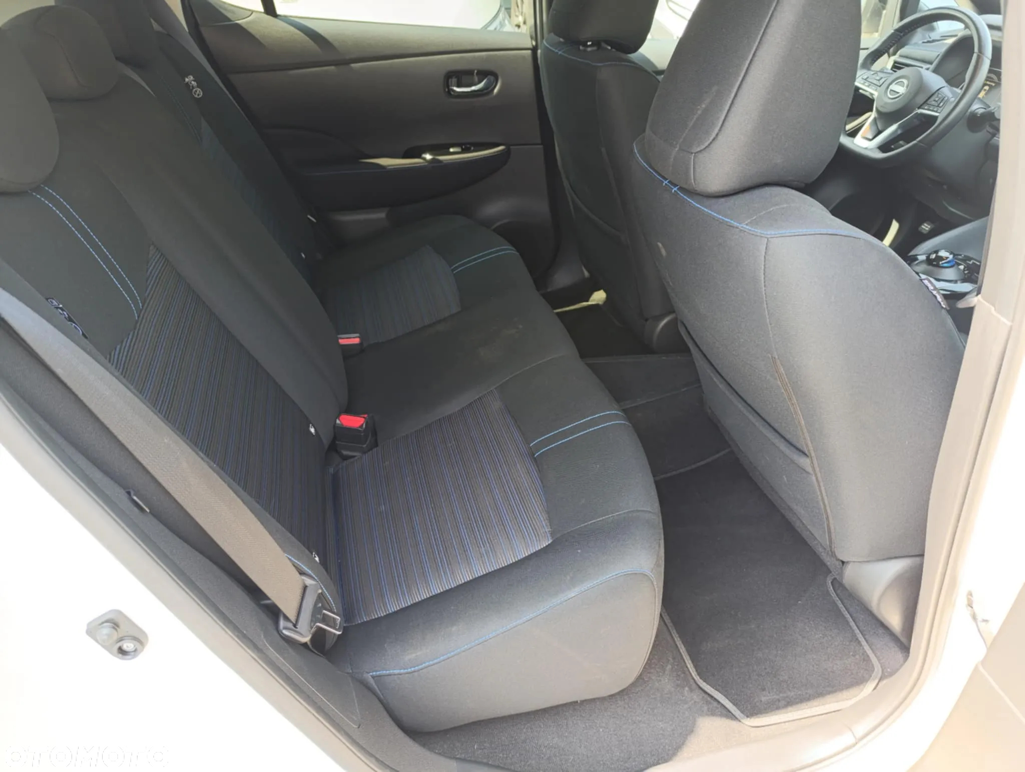 Nissan Leaf 40kWh N-Connecta - 12