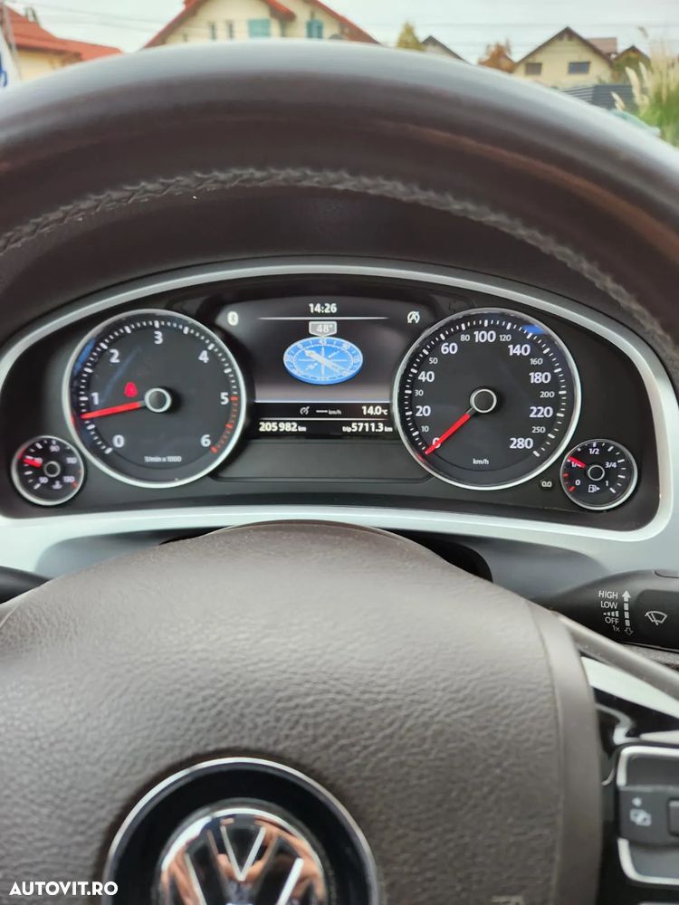 Volkswagen Touareg 3.0 V6 TDI Blue Motion DPF Automatik - 9