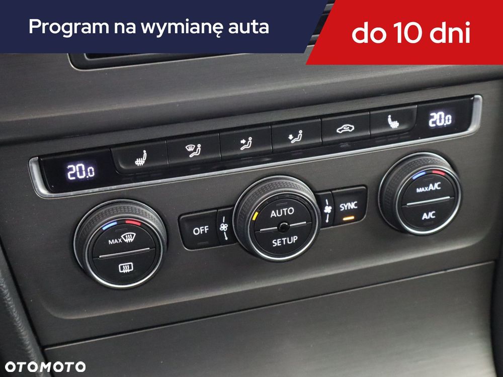 Volkswagen Golf - 14