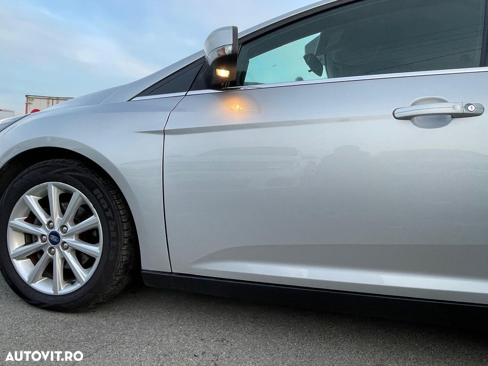Ford Focus - 6