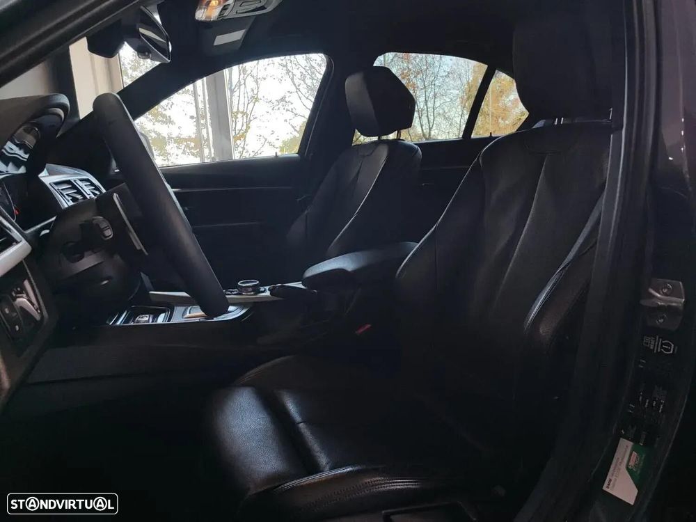 BMW 320 d Auto Pack M - 29