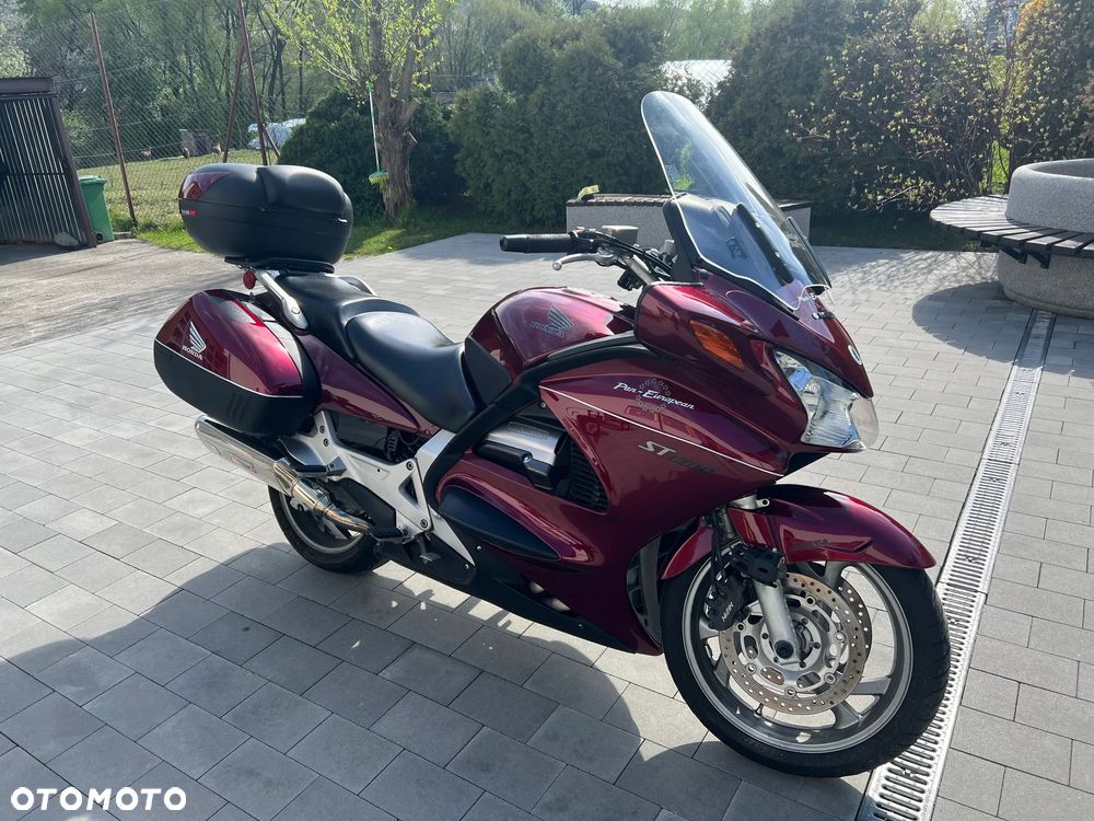 Honda ST - 5