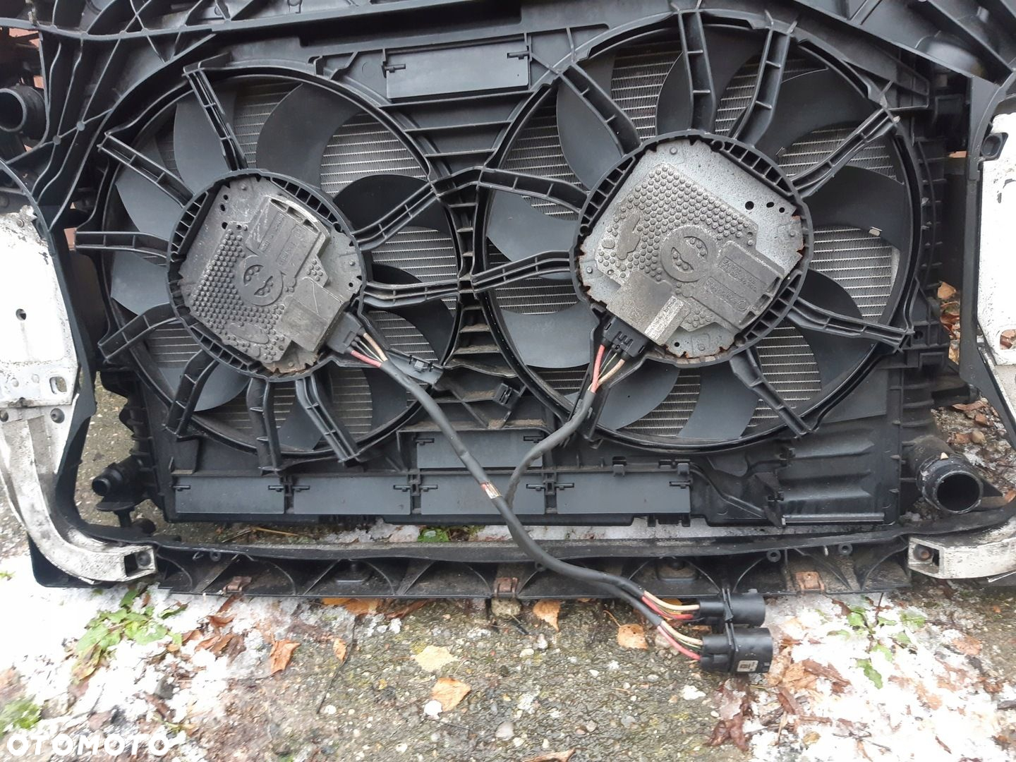 AUDI A6 C7 3.0 TFSI PAS PRZEDNI WENTYLATORY WZMOCNIENIE - 10