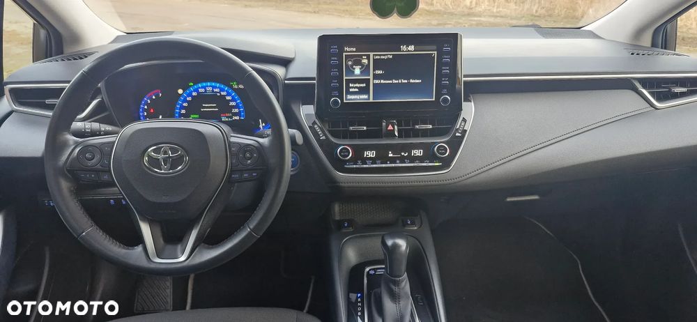 Toyota Corolla 1.8 Hybrid Executive - 10