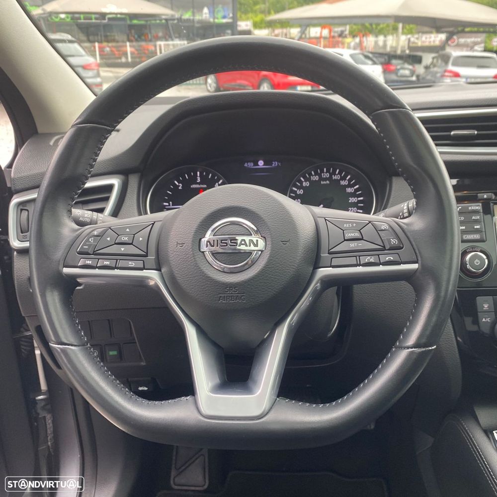 Nissan Qashqai 1.6 dCi N-Connecta Led Xtronic - 27