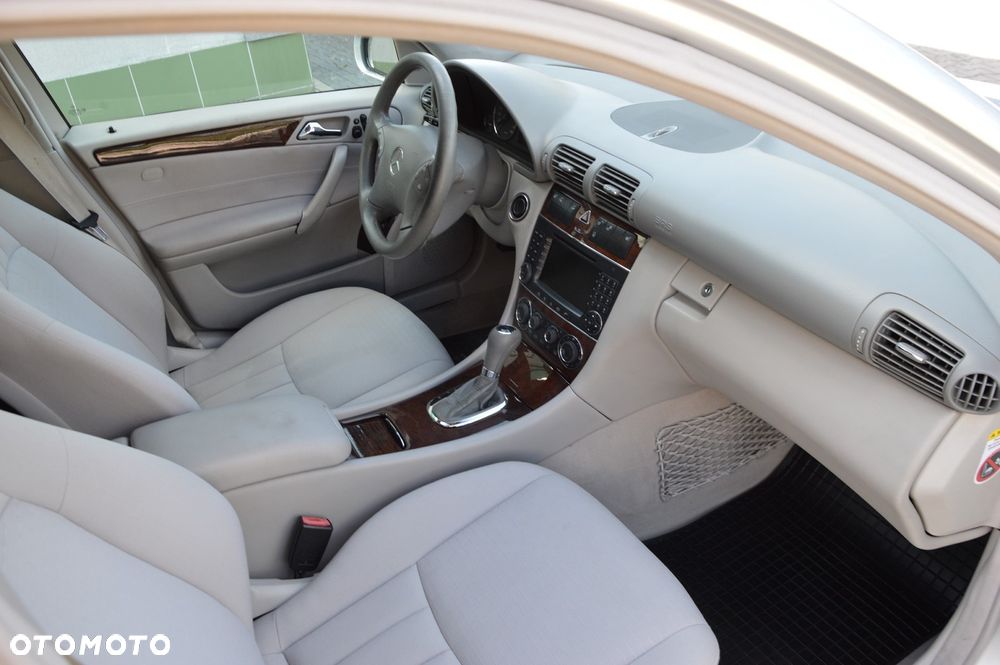 Mercedes-Benz Klasa C 280 7G-TRONIC Elegance - 5