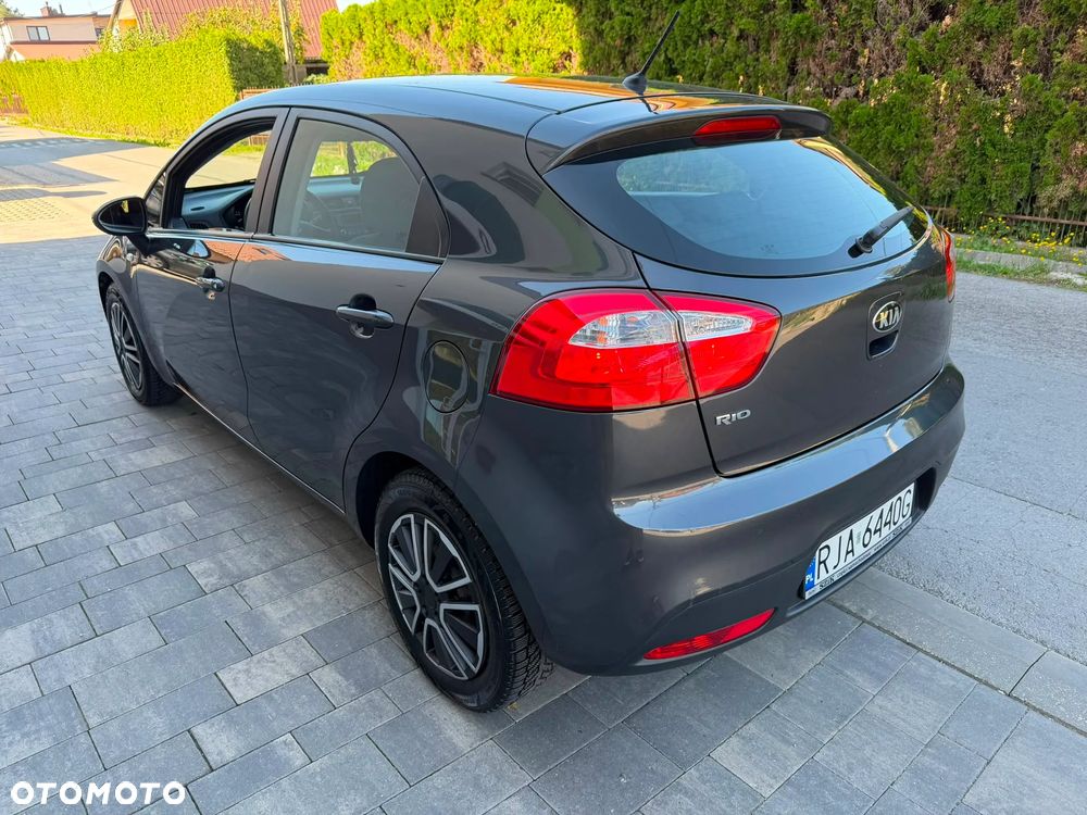 Kia Rio 1.2 XL - 12