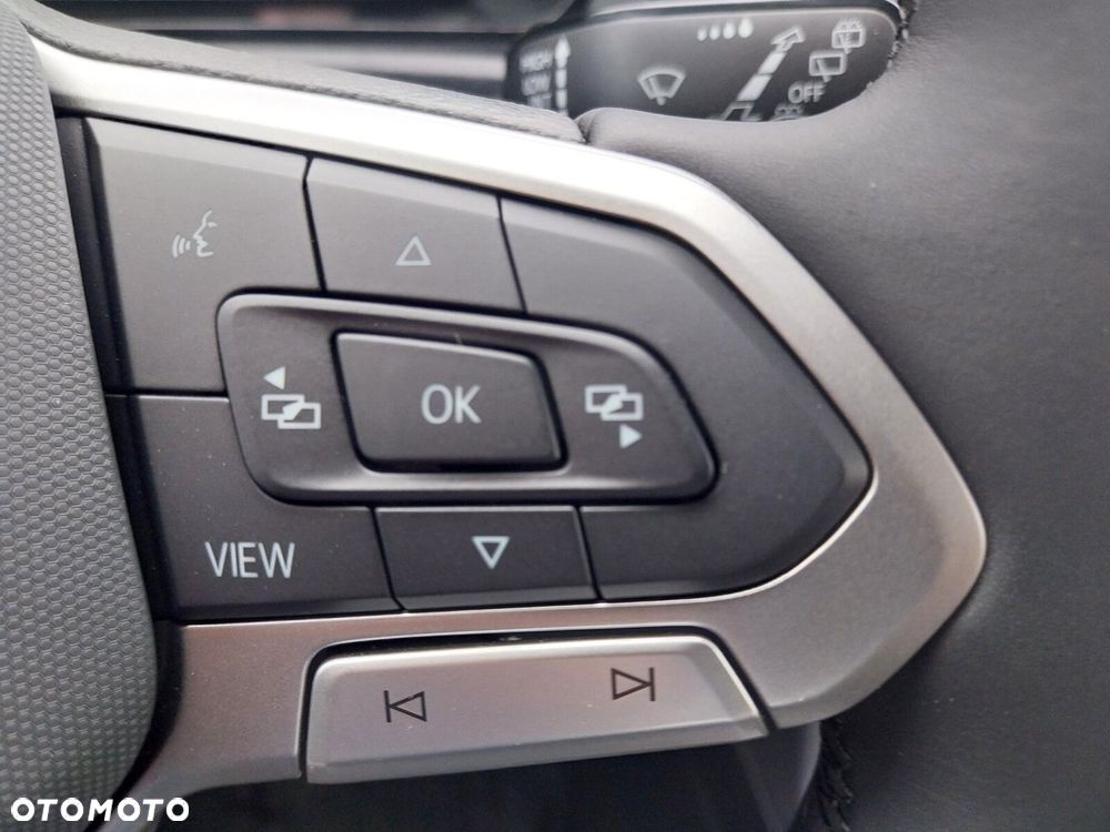 Volkswagen Caddy Caddy silnik: 2,0 l TDI EU6 SCR 75 kW skrzynia biegów: manualna 6 -biegowa rozstaw osi: 2755 mm - 17