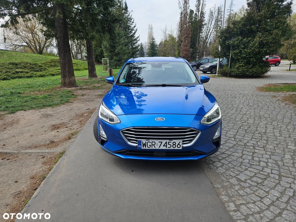 Ford Focus 1.0 EcoBoost STart-Stopp-System ACTIVE - 2