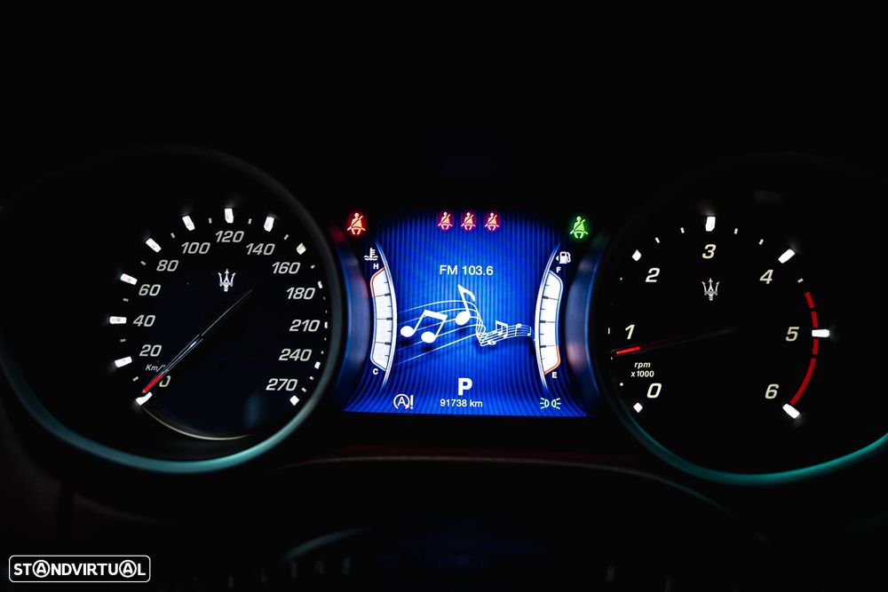 Maserati Ghibli 3.0 V6 - 10