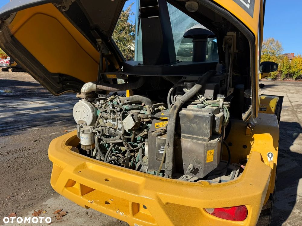 Volvo L 30 G - 14