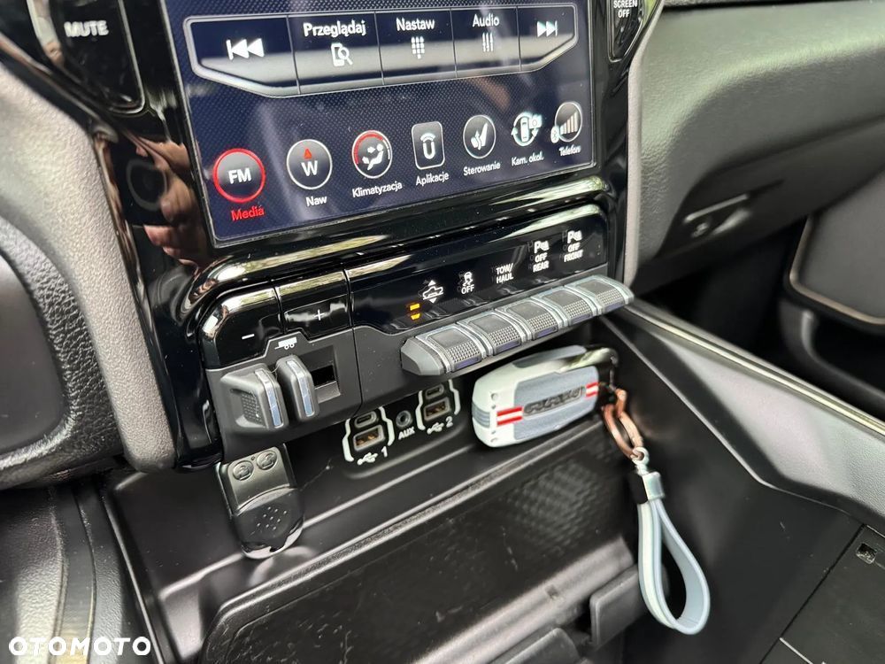 RAM 1500 5.7 Crew Cab Rebel - 26