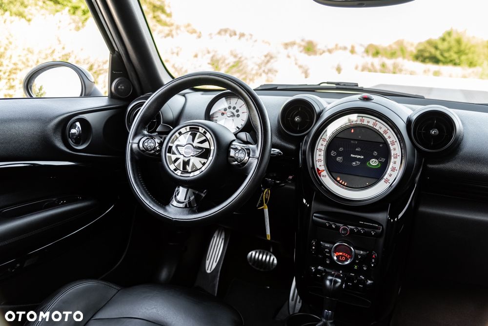 MINI Paceman Cooper SD All4 - 37