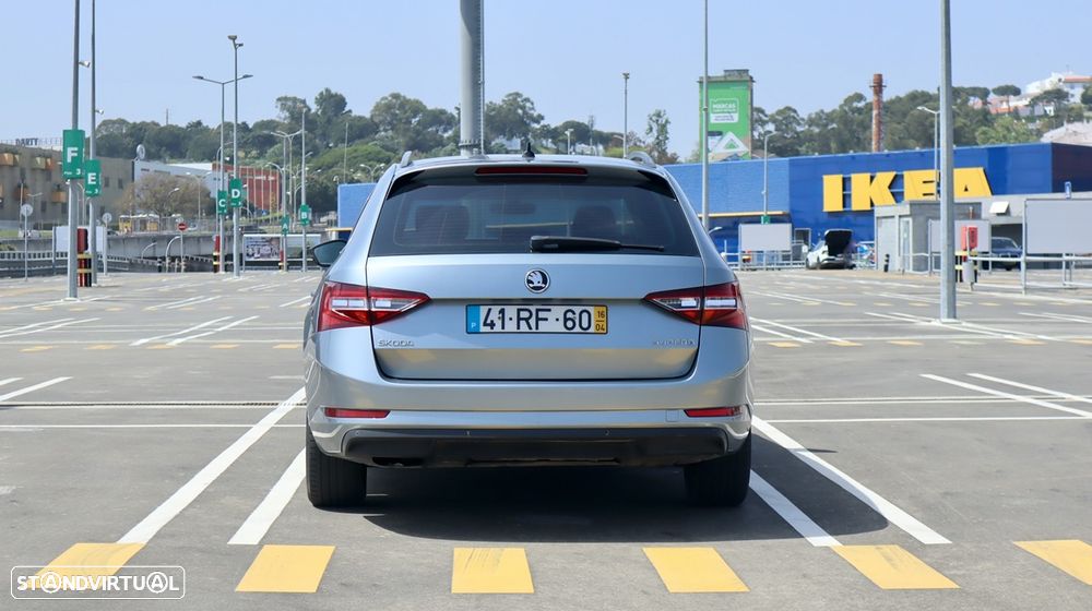Skoda Superb Break 1.6 TDI Ambition - 8