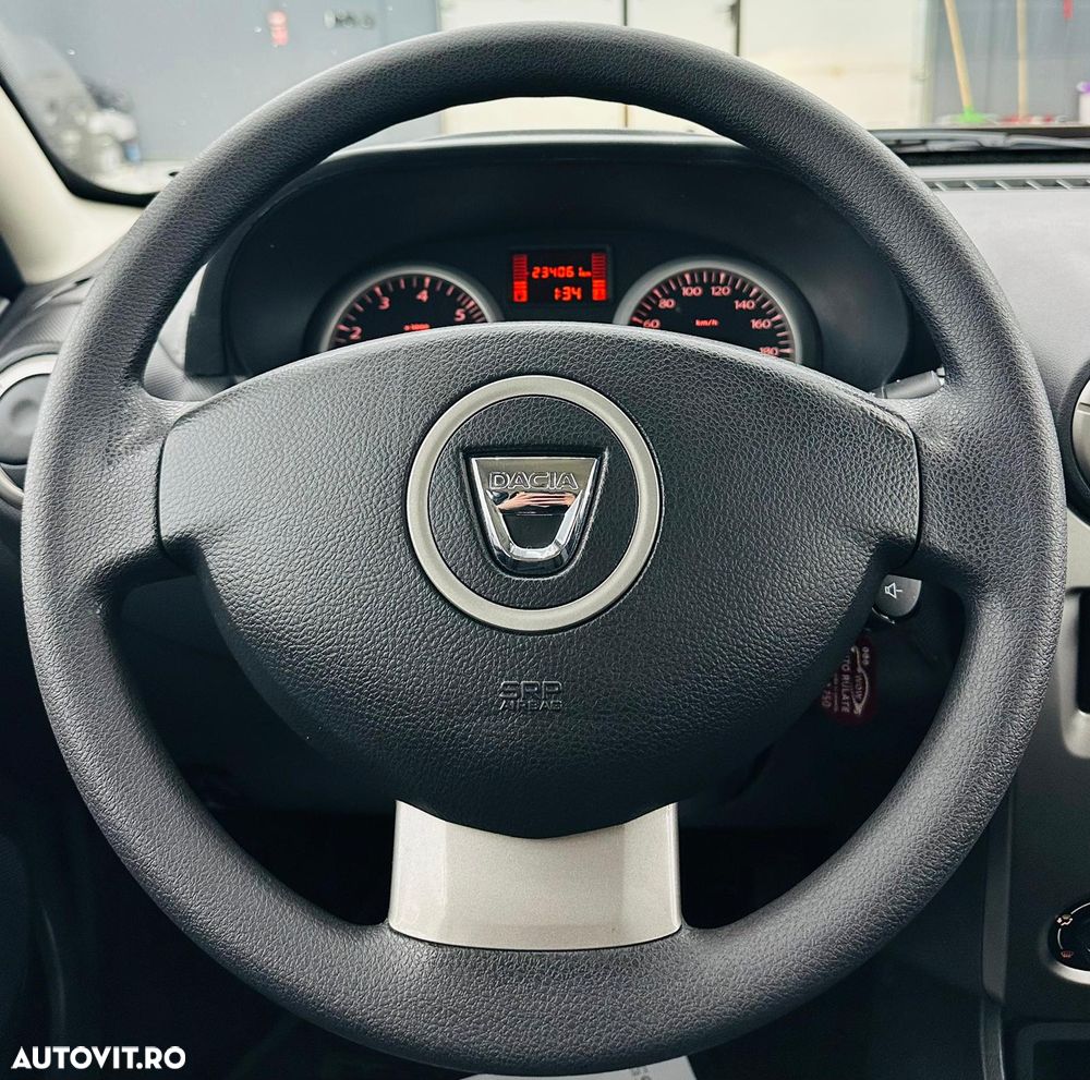 Dacia Duster dCi 90 FAP 4x2 Ambiance - 26