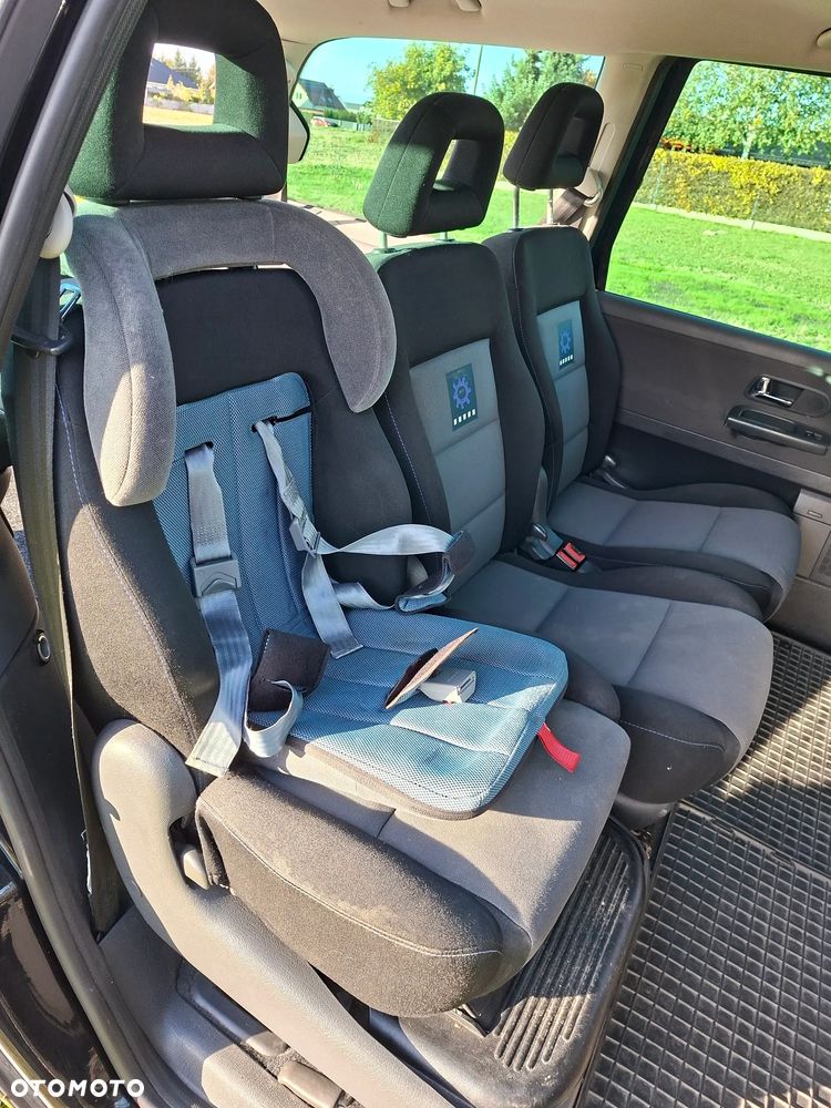 Volkswagen Sharan - 17