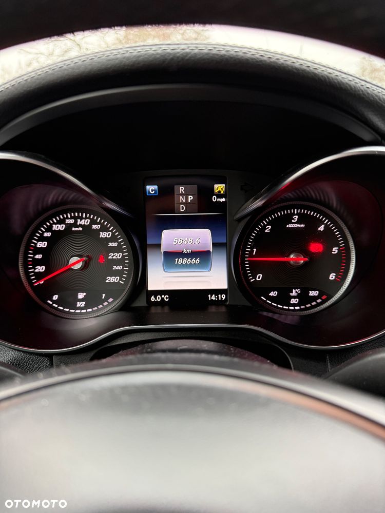 Mercedes-Benz GLC - 23