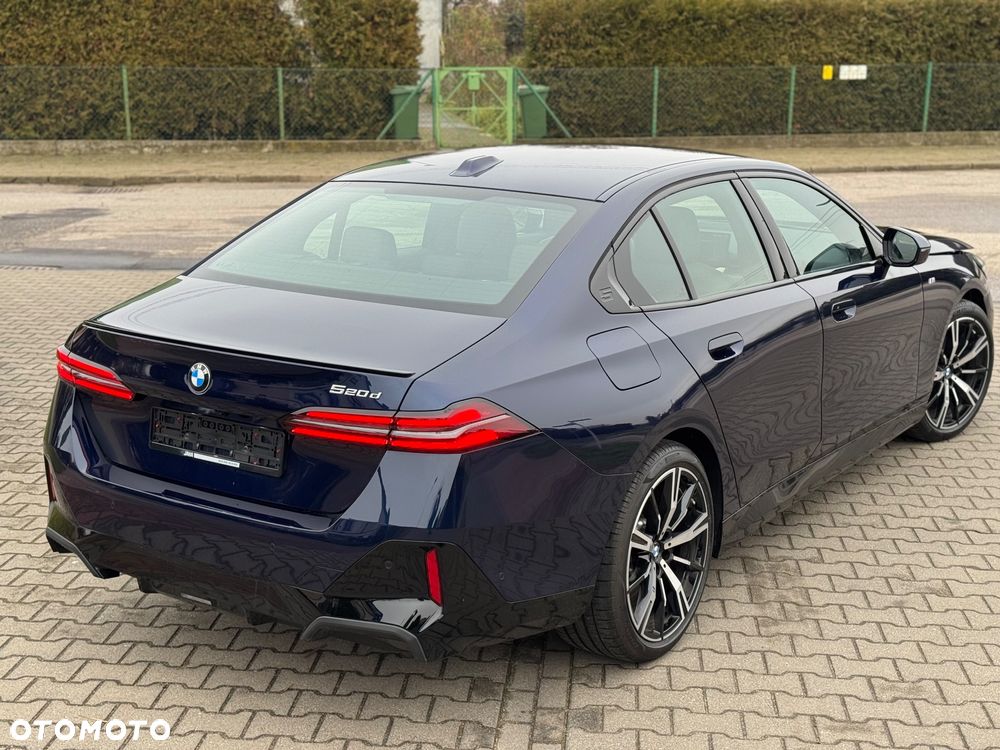BMW Seria 5 520d - 14