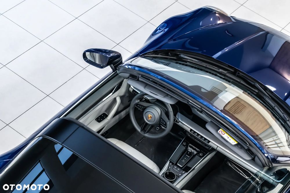 Porsche 911 Targa 4 - 20
