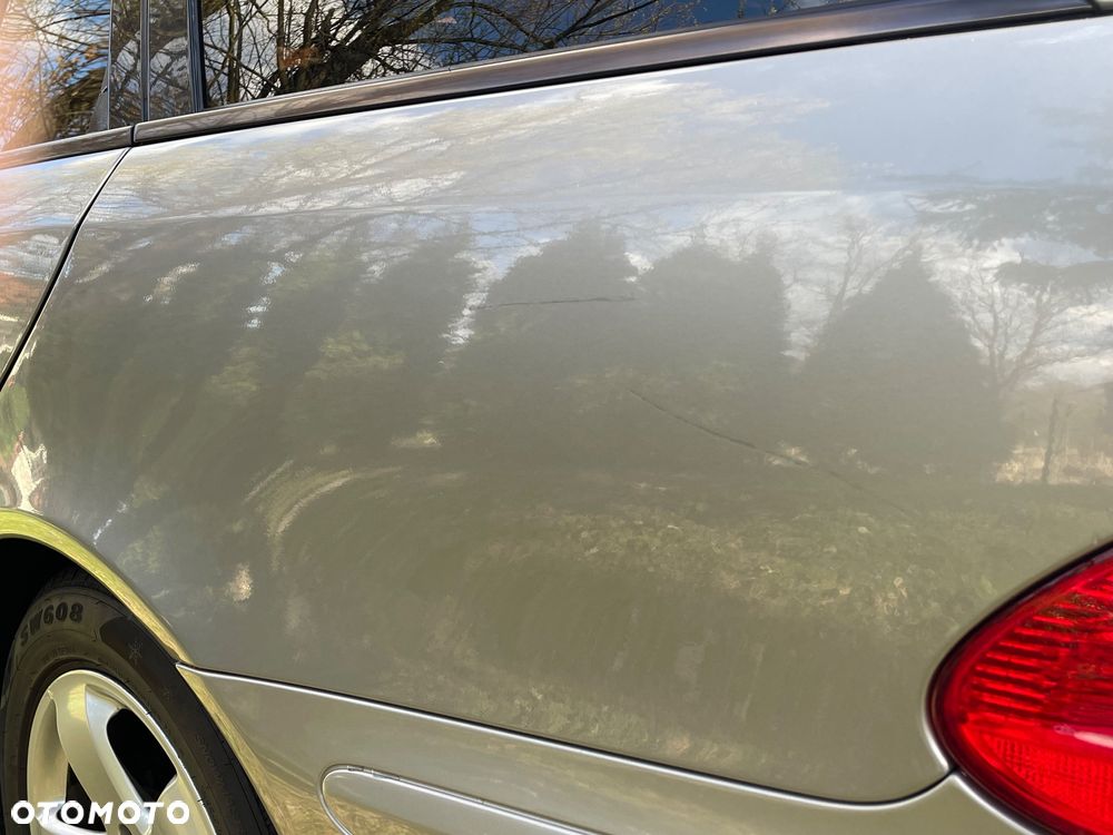 Mercedes-Benz Klasa E 200 Kompressor Classic - 18