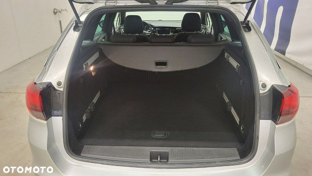 Opel Astra 1.6 CDTI Dynamic S&S - 21