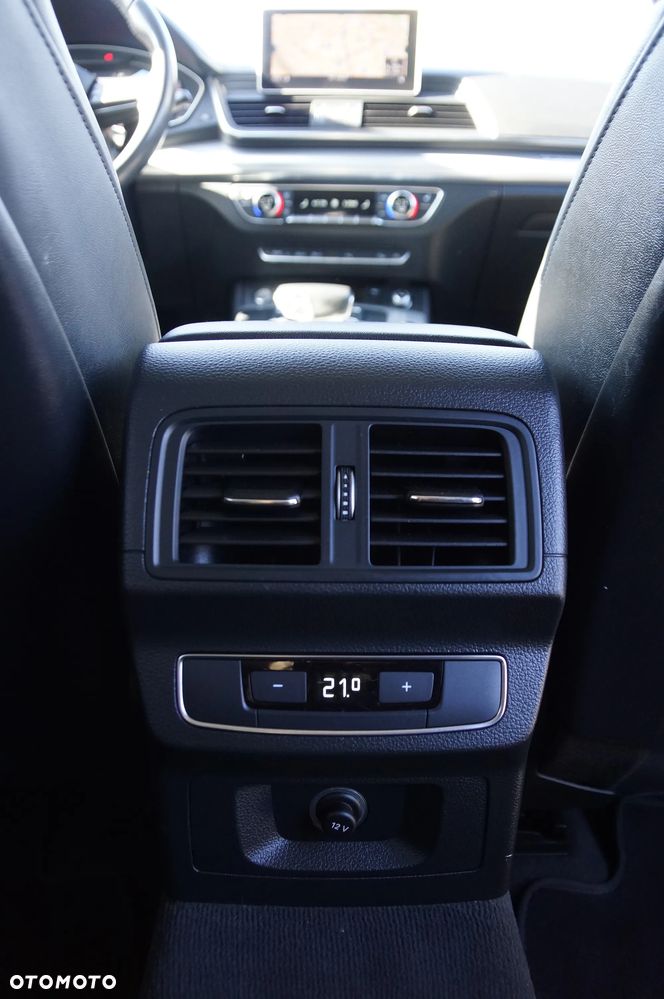 Audi Q5 40 TDI Quattro S tronic sport - 37