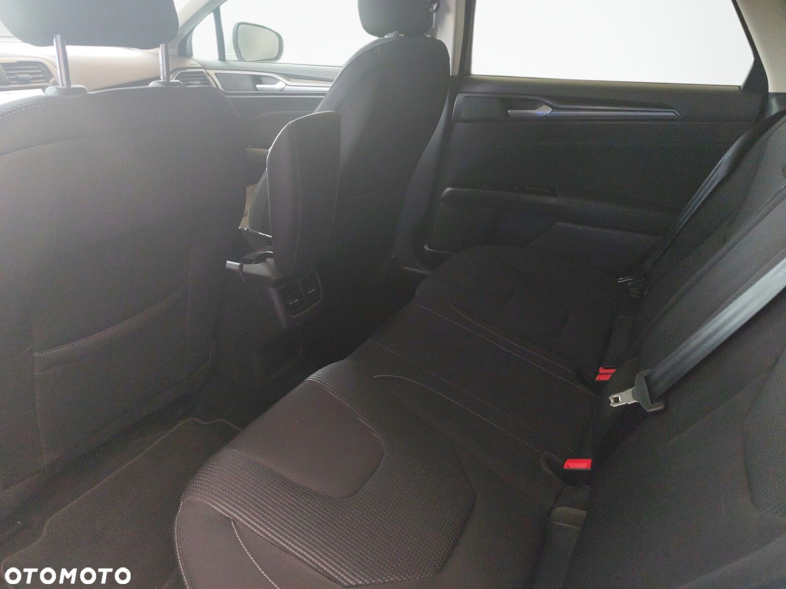 Ford Mondeo - 14