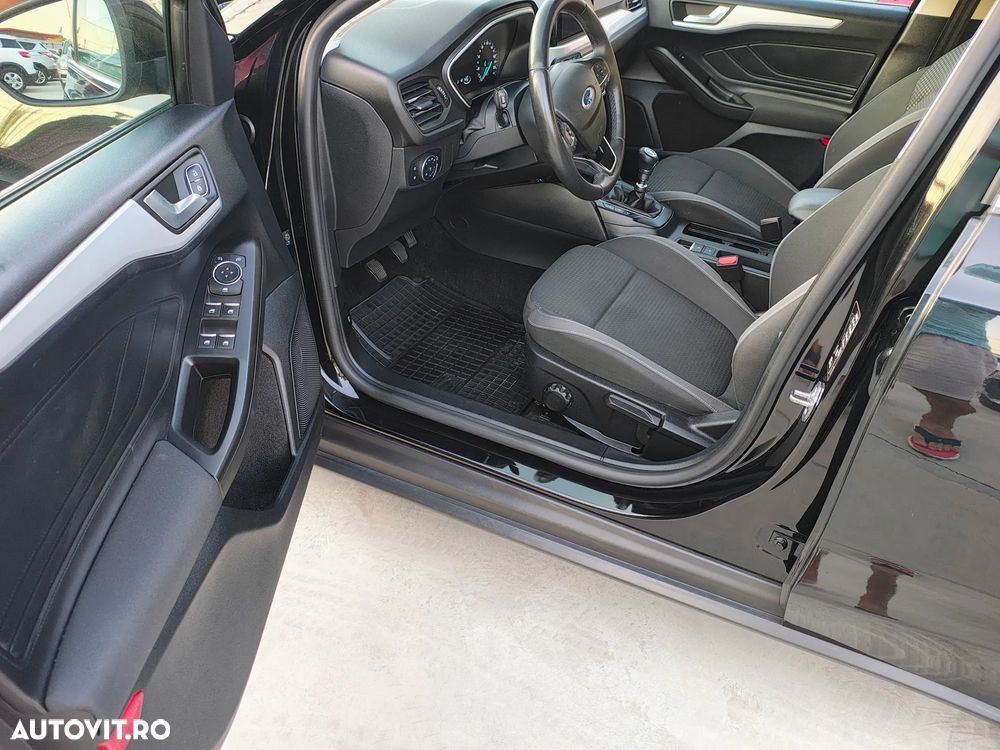 Ford Focus Turnier 1.5 EcoBlue Start-Stopp-System COOL&CONNECT DESIGN - 5