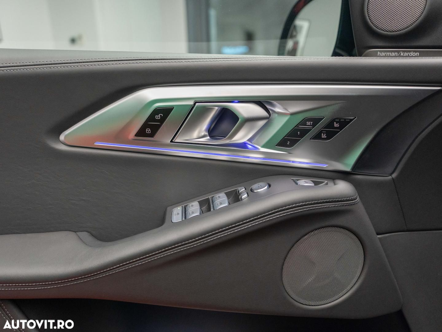 BMW XM - 10