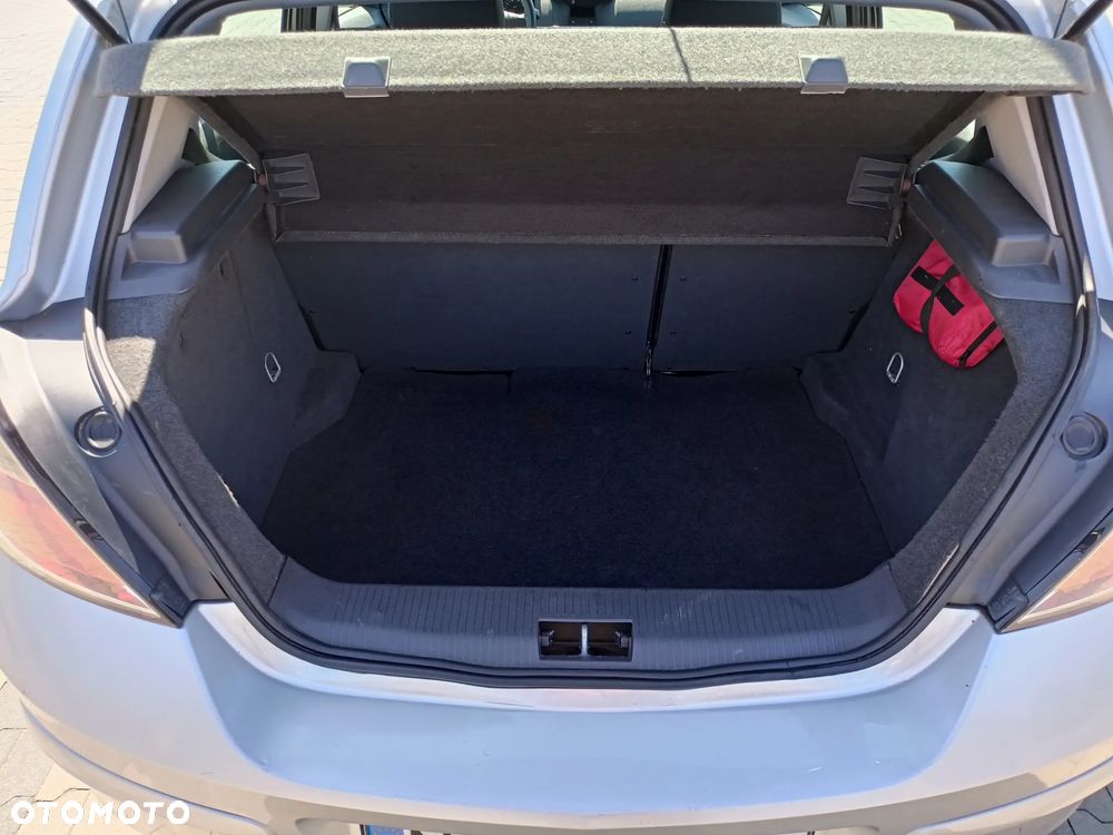 Opel Astra 1.6 Essentia - 11