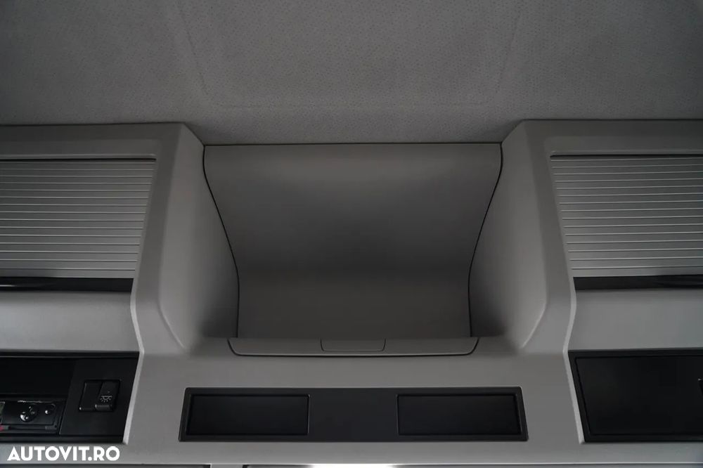 Volvo FH 460 / EURO 5 EEV / I-SHIFT - 32