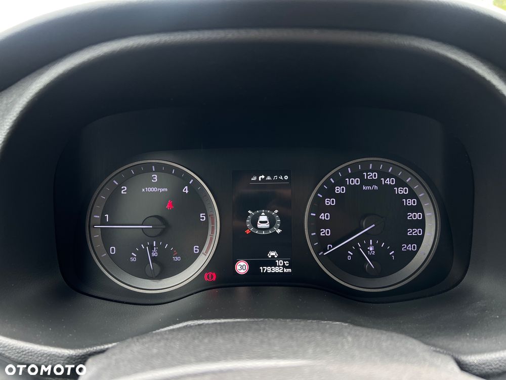 Hyundai Tucson 2.0 CRDi 2WD Trend - 18