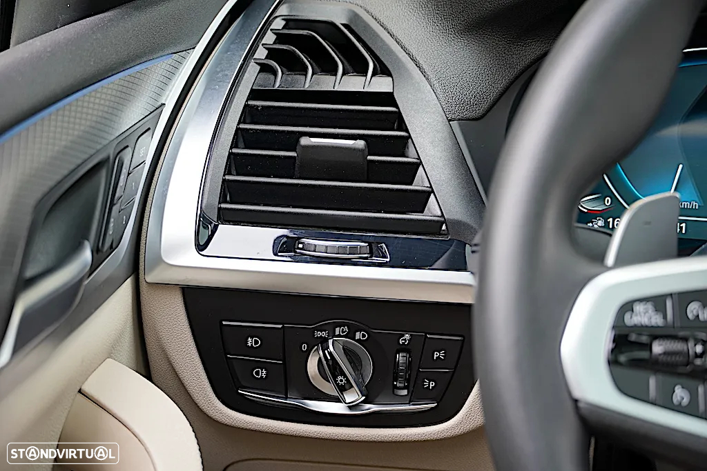 BMW X3 30 e xDrive Pack M - 34