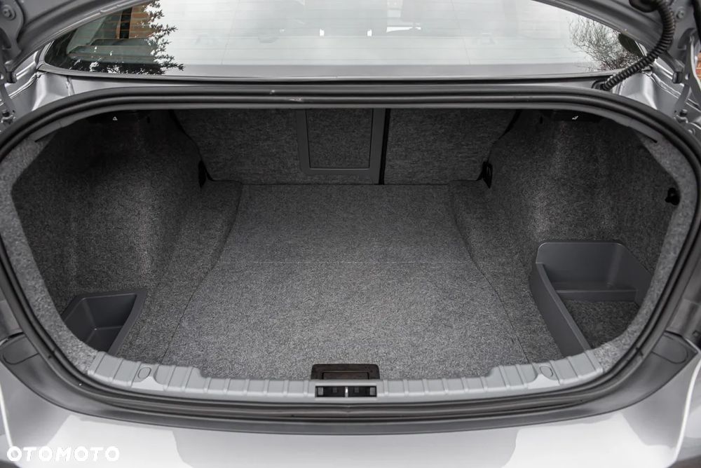 BMW Seria 3 - 24