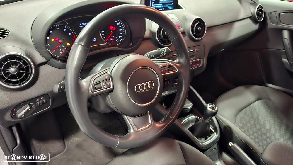 Audi A1 Sportback 1.0 TFSI Design - 22