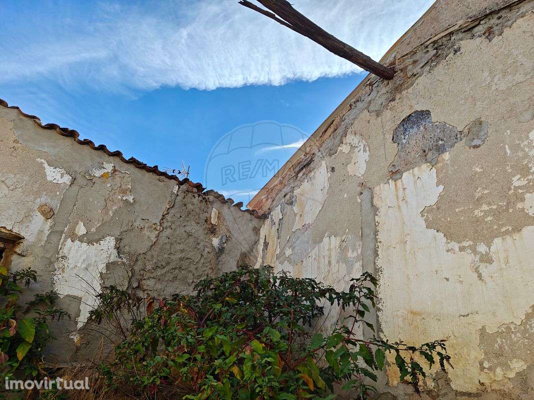 Moradia T4 para venda - Grande imagem: 2/19