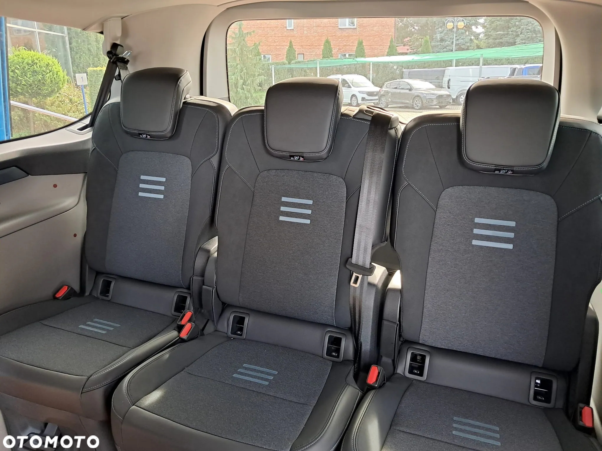 Ford Tourneo Custom 2.0 EcoBlue 320 AWD L2 Active - 36