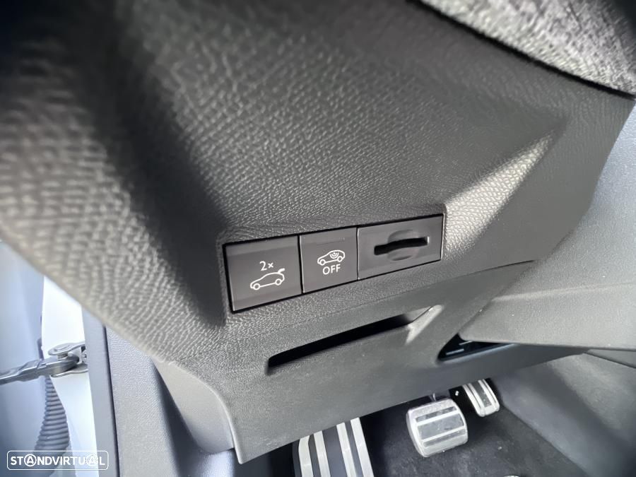 Peugeot E-3008 73 kWh GT - 19