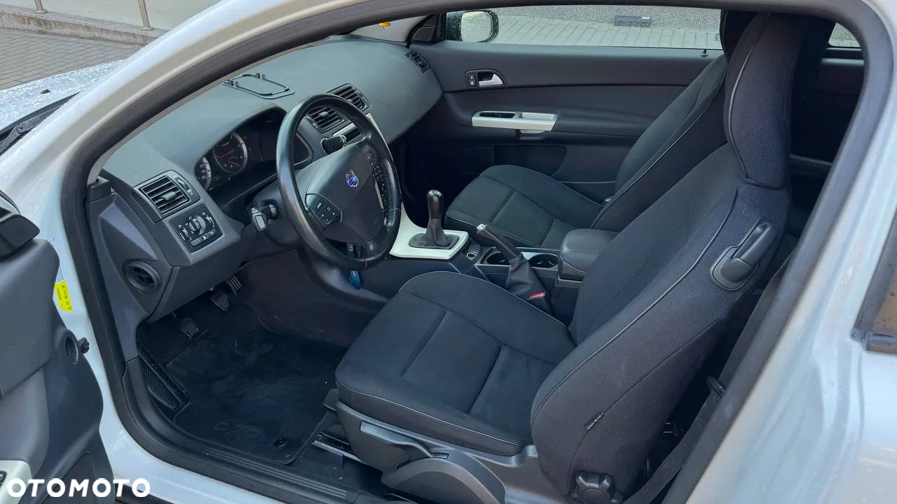 Volvo C30 2.0D Momentum - 15