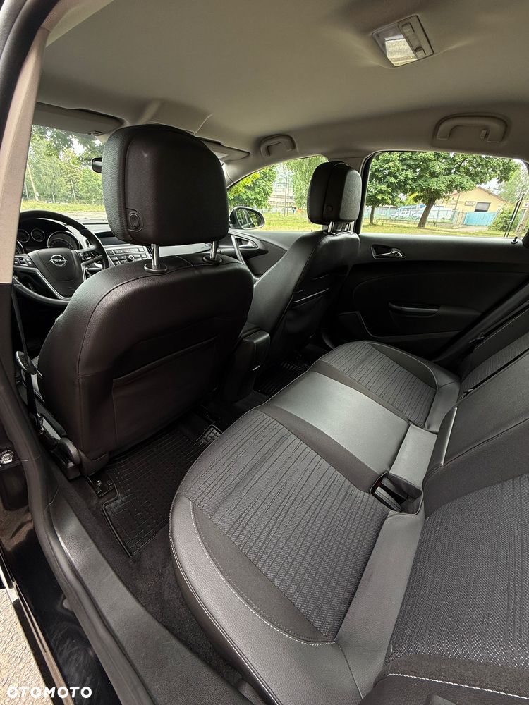 Opel Astra IV 1.4 T Cosmo - 22