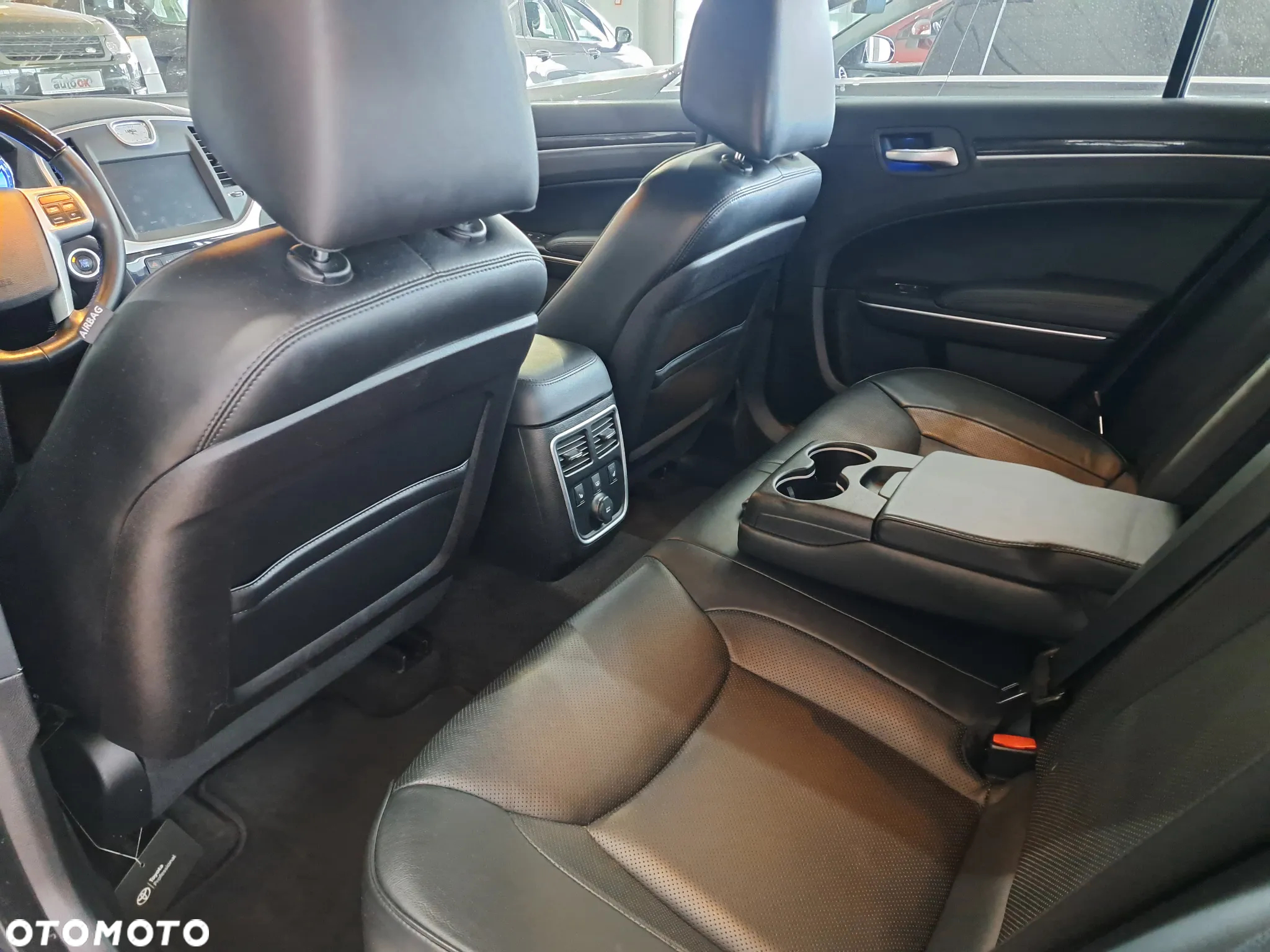 Lancia Thema 3.0CRD Platinum - 14