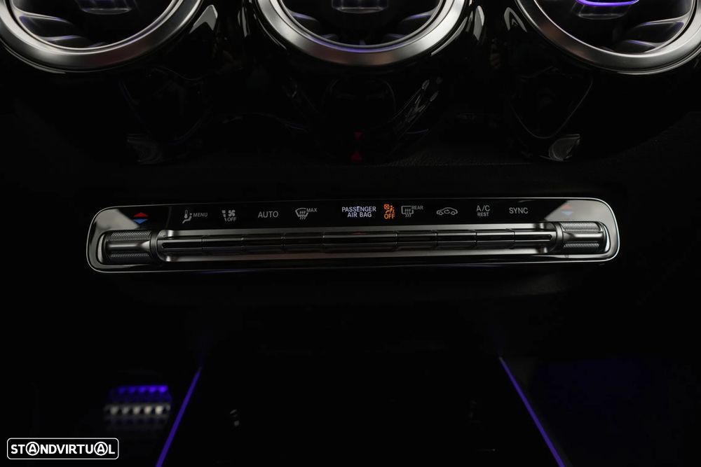 Mercedes-Benz GLB 180 d AMG Line - 24
