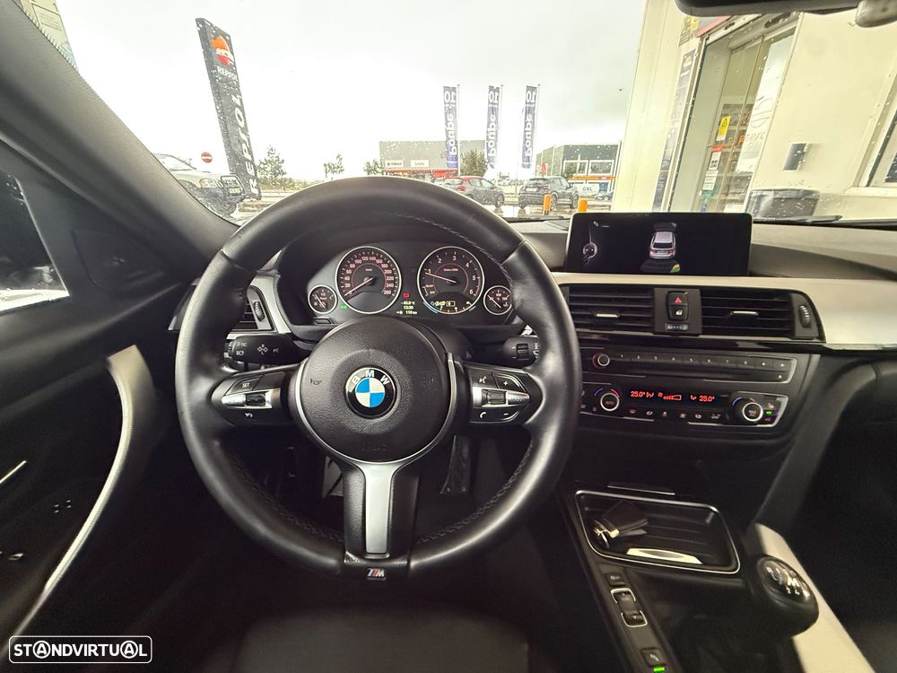 BMW 320 d Pack M - 23