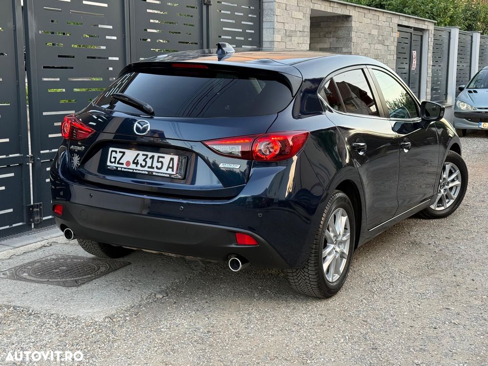 Mazda 3 - 3