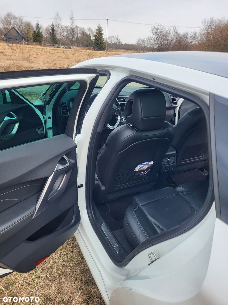 Citroën DS5 2.0 HDi Hybrid4 SoChic MCP - 22